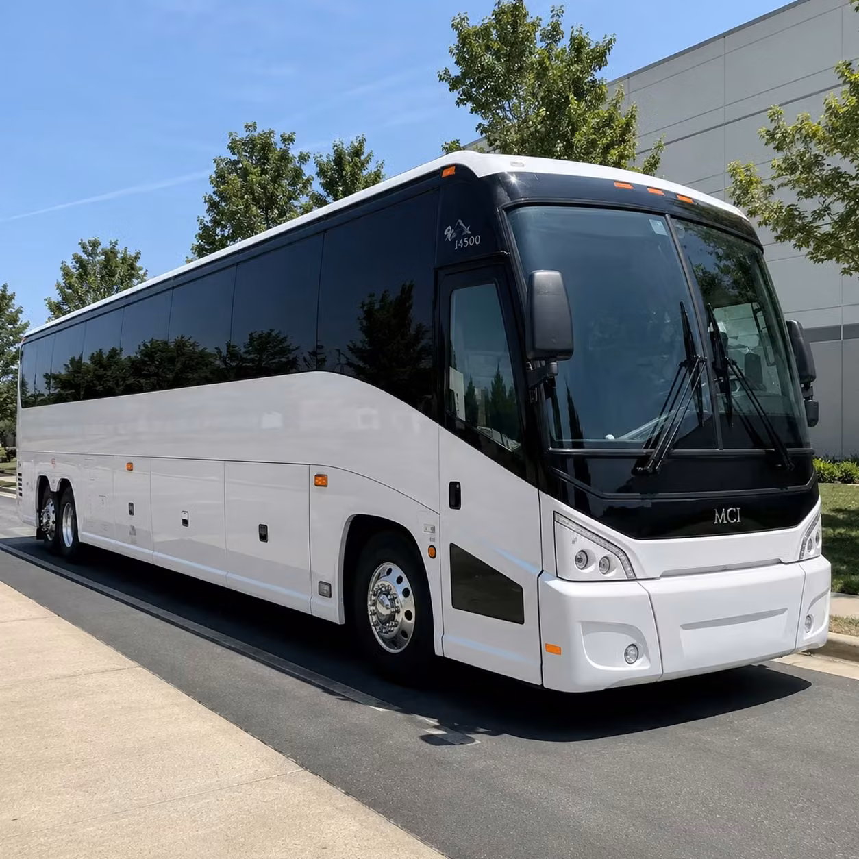 choosing the right bus size for your quincy church group