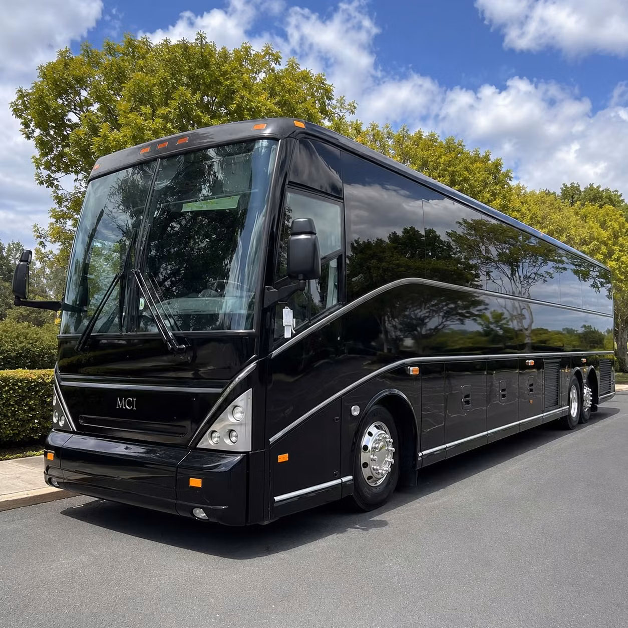 corporate event bus rentals for quincy conferences retreats and client events